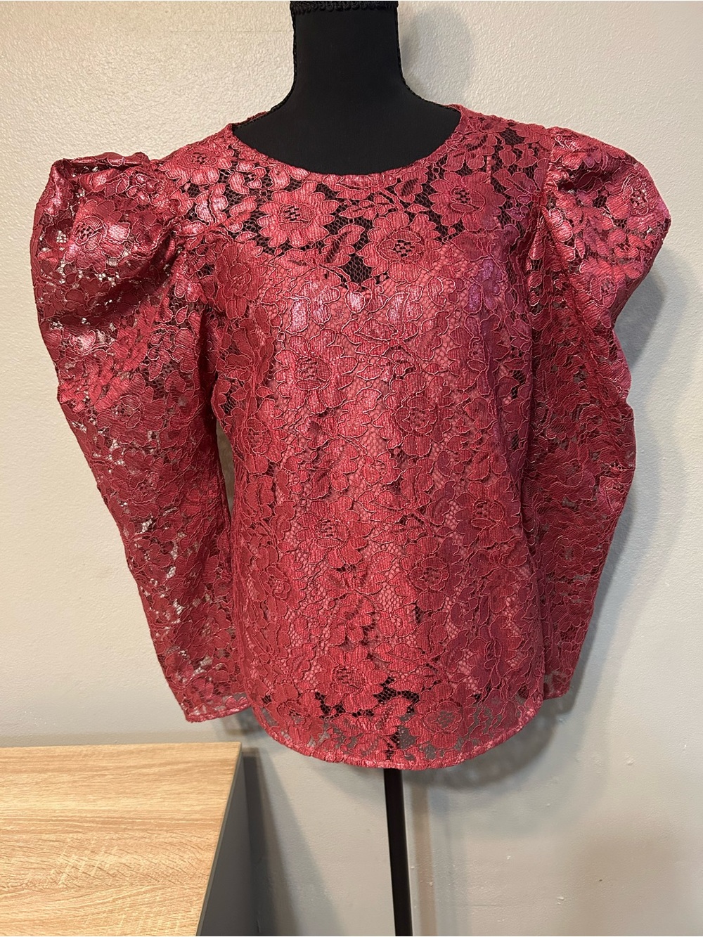 Express Burgundy Floral Lace Puff Sleeve Blouse Size Small